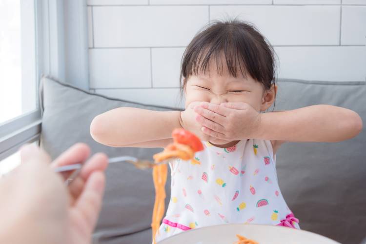 picky eater resistant eater child refusing food