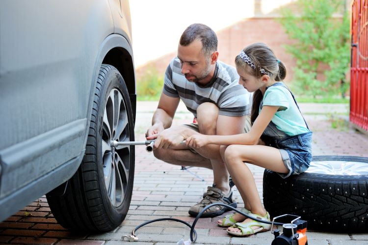 raising a tween dad girl change tire