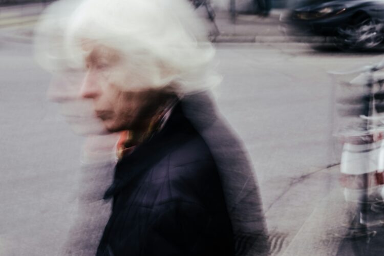 alzheimer's disease elderly woman