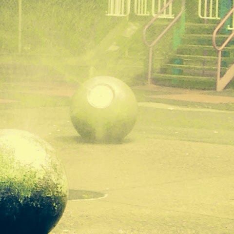 Mafera Park water spray balls