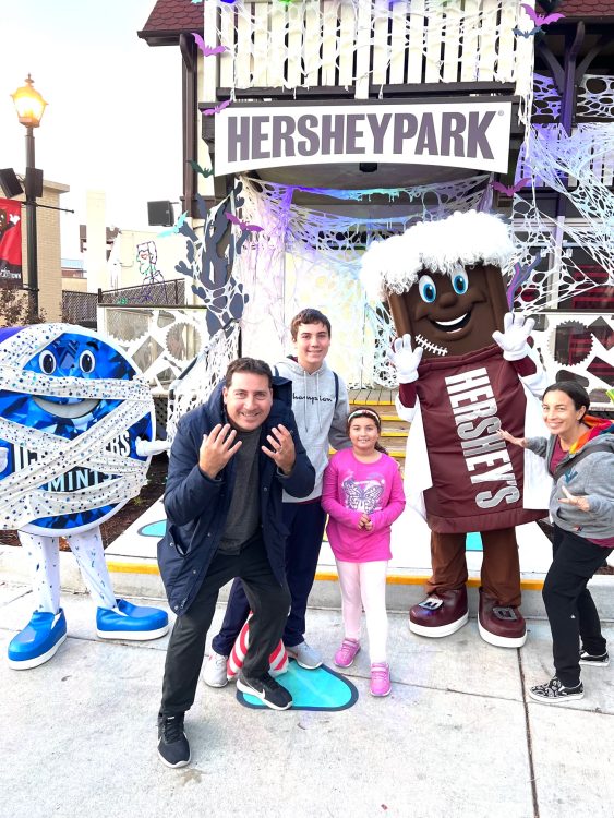 characters hersheypark dark nights