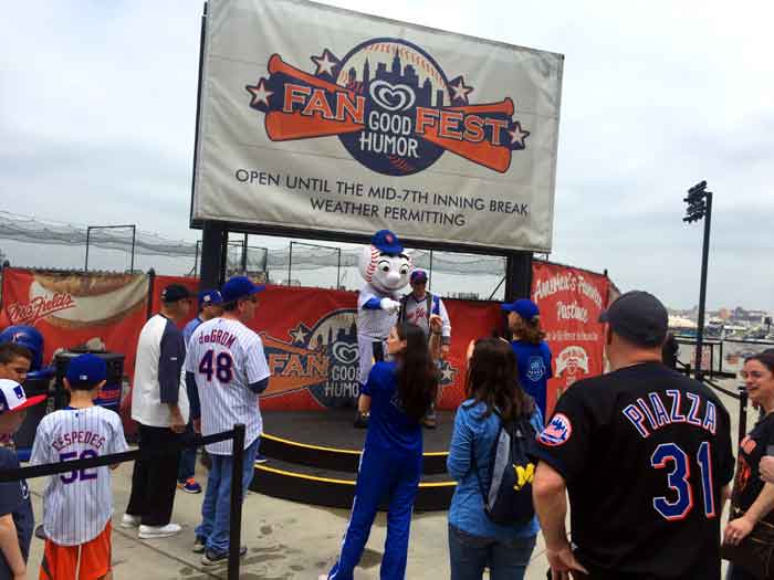 mets family sunday mr met