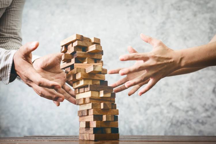 jenga game topple 1