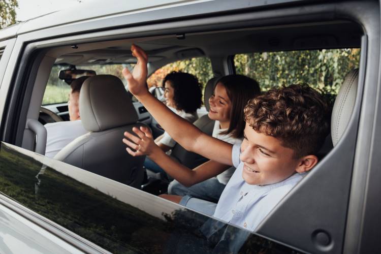 minivan wave family
