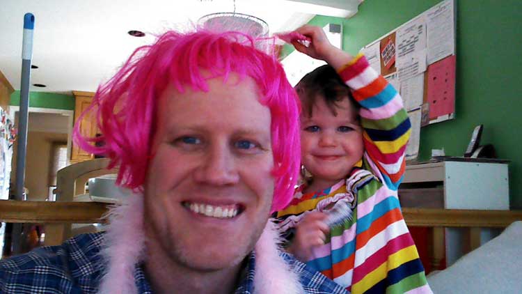 daddy not afraid to look a fool playing dress up with daughter