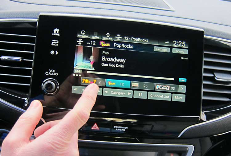 musical bonds over satellite radio