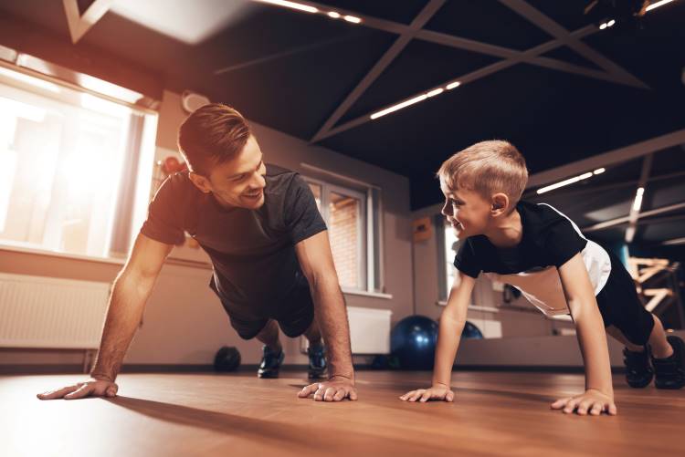 working out father son gym pushups 1